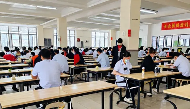 食堂承包如何确保卫生标准达标？